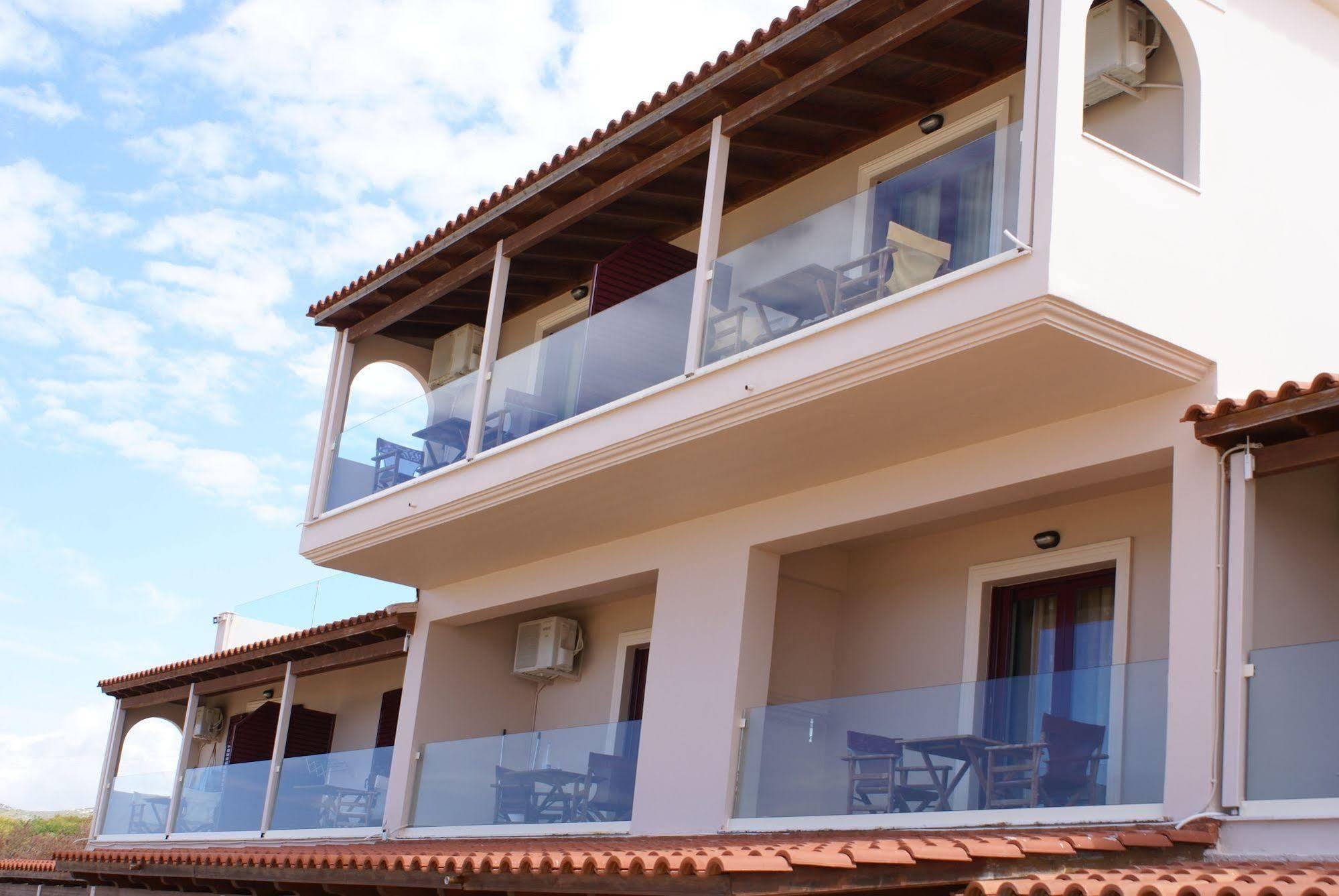 Ammos Residence Minia ภายนอก รูปภาพ